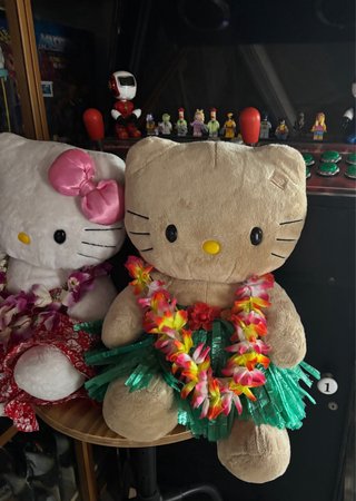 Peluche Hello Kitty Hawaiano