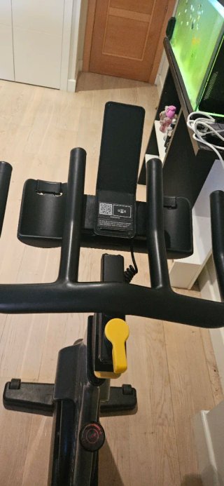 Bicicleta ciclo indoor Spinning Technogym