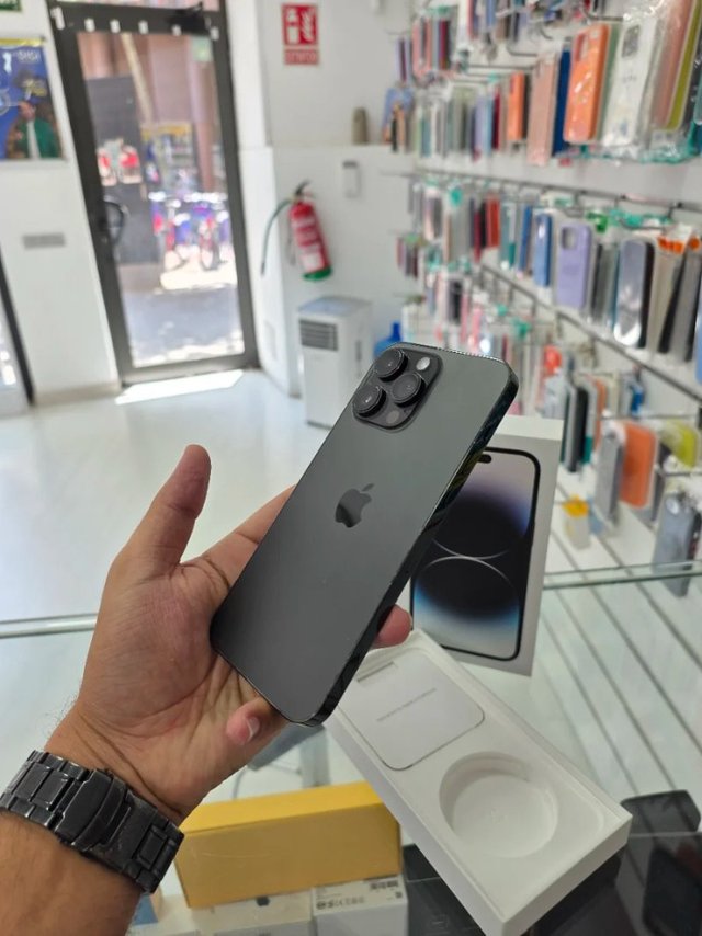 iPhone 14 Pro Max 256GB Negro