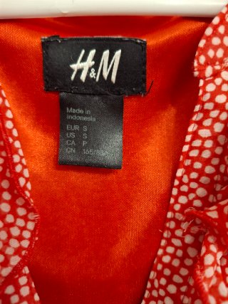 Vestido H&M rojo con lunares blancos