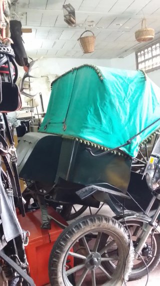 Carro de caballos de dos ruedas