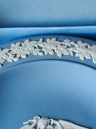 Wedgwood Piatto Decorativo Blu e Bianco