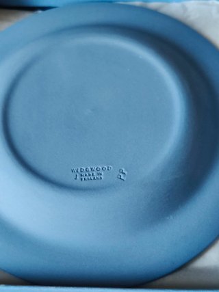 Wedgwood Piatto Decorativo Blu e Bianco