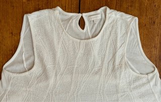 Blusa Intropia bordada blanca