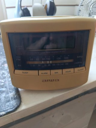 Radio despertador Aiwa FR-A45 Beige