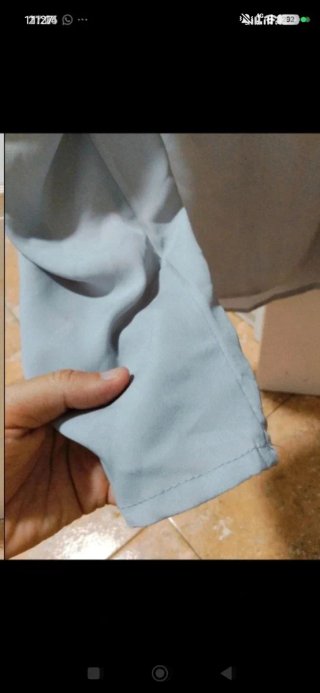 Camisa gris con pedrería dorada Talla S