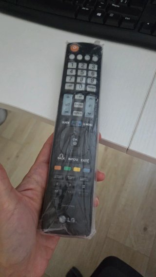 Televisor LG 42" medidas 99x62cm mod 42LV3550