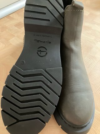 Botines de piel color oliva