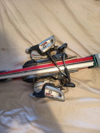 Esquís Salomon 3v  Equipe 10