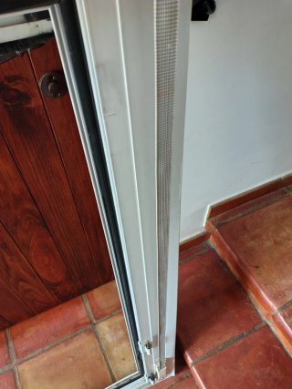 Ventana doble cristal con persiana y mosquitera