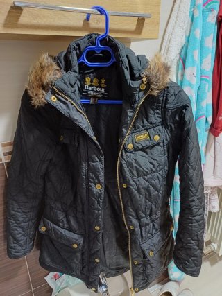 Chaqueta Barbour acolchada negra T40