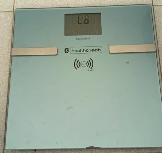 Bascula de baño inteligente