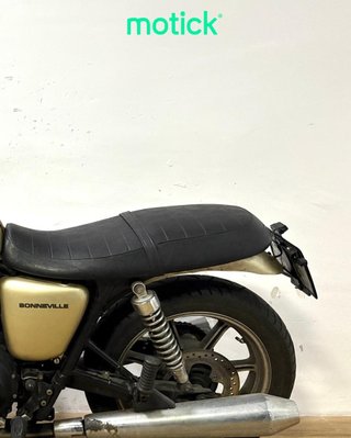 TRIUMPH BONEVILLE (A2)