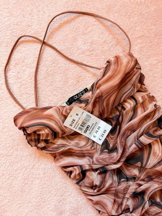 Vestido Fruncido Quiz NUEVO/ Talla 8-S