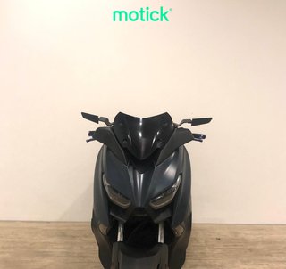YAMAHA XMAX 125