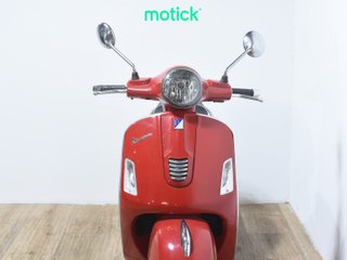 VESPA GTS 125 ( SUPER )