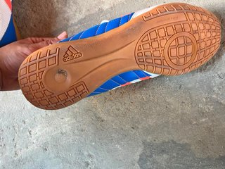 Tenis adidas