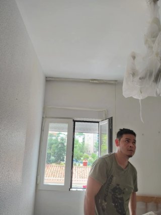 Pintor y cambio bañeras por plato de duchas