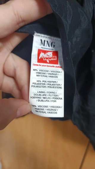 Falda Mango negra lentejuelas Talla 38