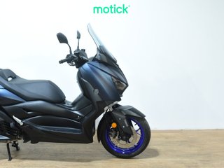 YAMAHA XMAX 125