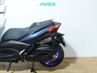 YAMAHA XMAX 125