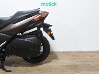 YAMAHA XMAX 300