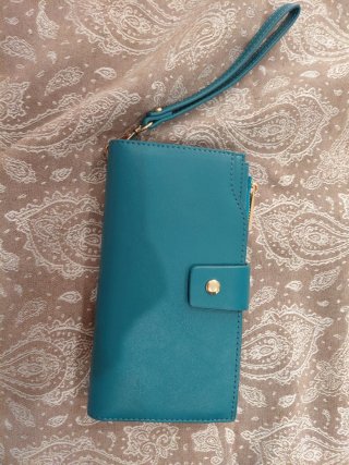 Monedero Teal con Cremallera y Botón