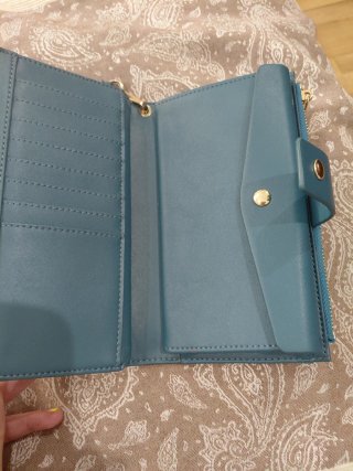 Monedero Teal con Cremallera y Botón