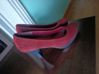 Zapatos de ante granate talla 37