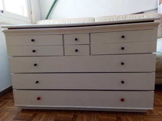 Cómoda blanca