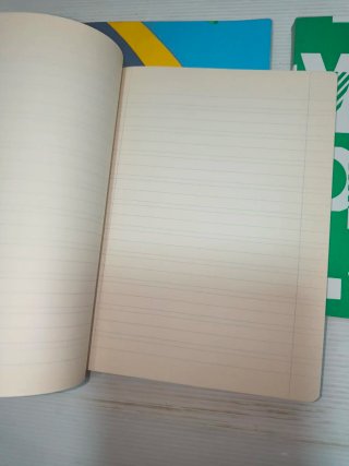 Lotto 4 quaderni anni '70, LEGGI BENE