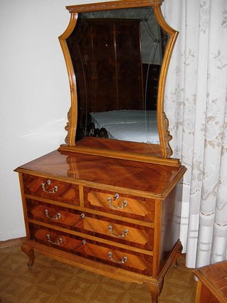 Dormitorio Art Déco, armario tocador mesitas noche