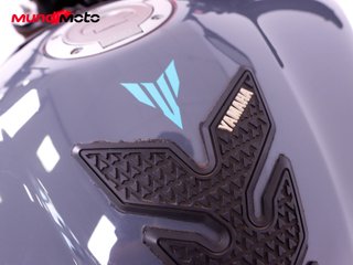 YAMAHA MT 09