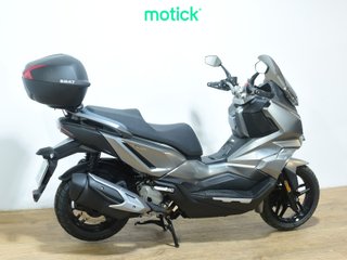 SYM ADX 300 (TOP CASE)