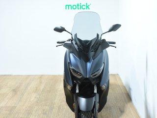 YAMAHA XMAX 125