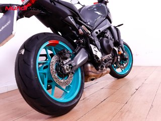 YAMAHA MT 09