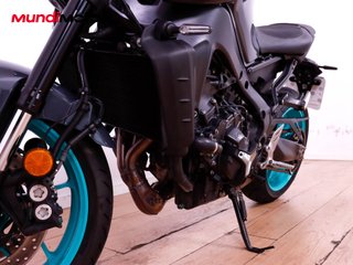 YAMAHA MT 09