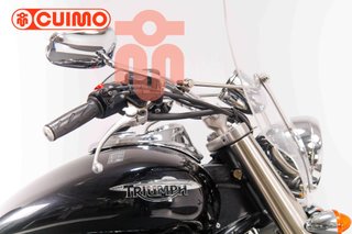 TRIUMPH AMERICA 900