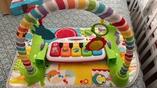 Tapete Piano Fisher-Price para bebé