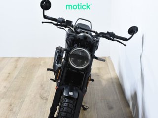 HUSQVARNA SVARTPILEN 125