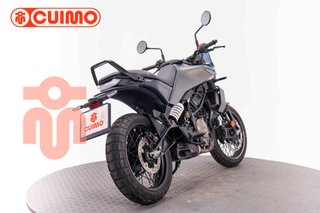 HUSQVARNA SVARTPILEN 125