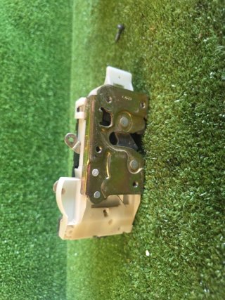Cerradura Puerta Izquierda Ford Mondeo