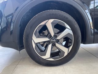 Nissan QASHQAI DIG-T 116kW Xtronic N-Connecta