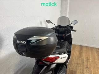YAMAHA XMAX 400