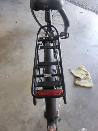 Bicicleta de paseo negra,en perfecta condiciones .