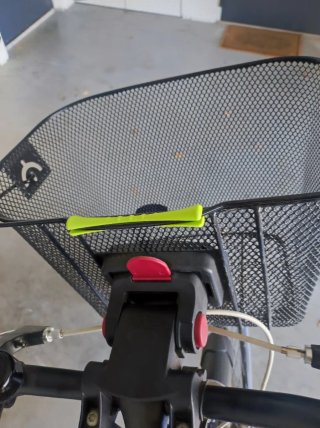 Bicicleta de paseo negra,en perfecta condiciones .