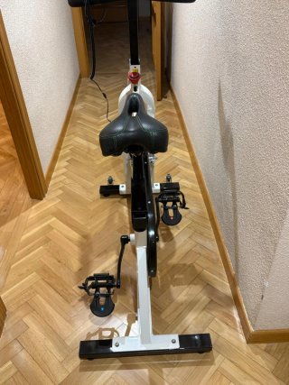 Bicicleta Estática RUNFIT CM-111