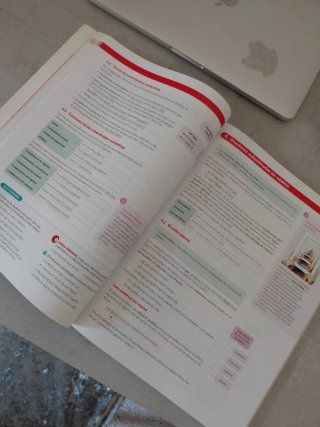 Lengua castellana y literatura 1 Bachillerato