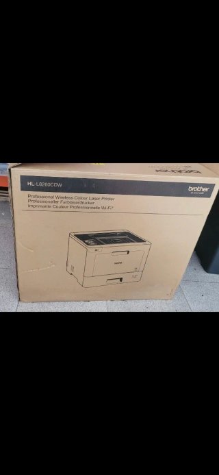 Stampante laser Brother HL-L8260CDW + Toner di ricambio