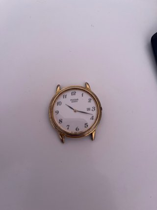 Reloj Pulsar Quartz Dorado